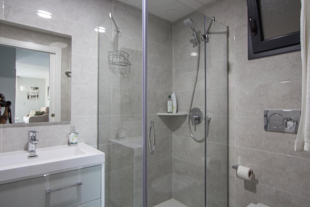 Infinity Luxury Sea View Apartment With Private Garden Arenales del Sol Esterno foto