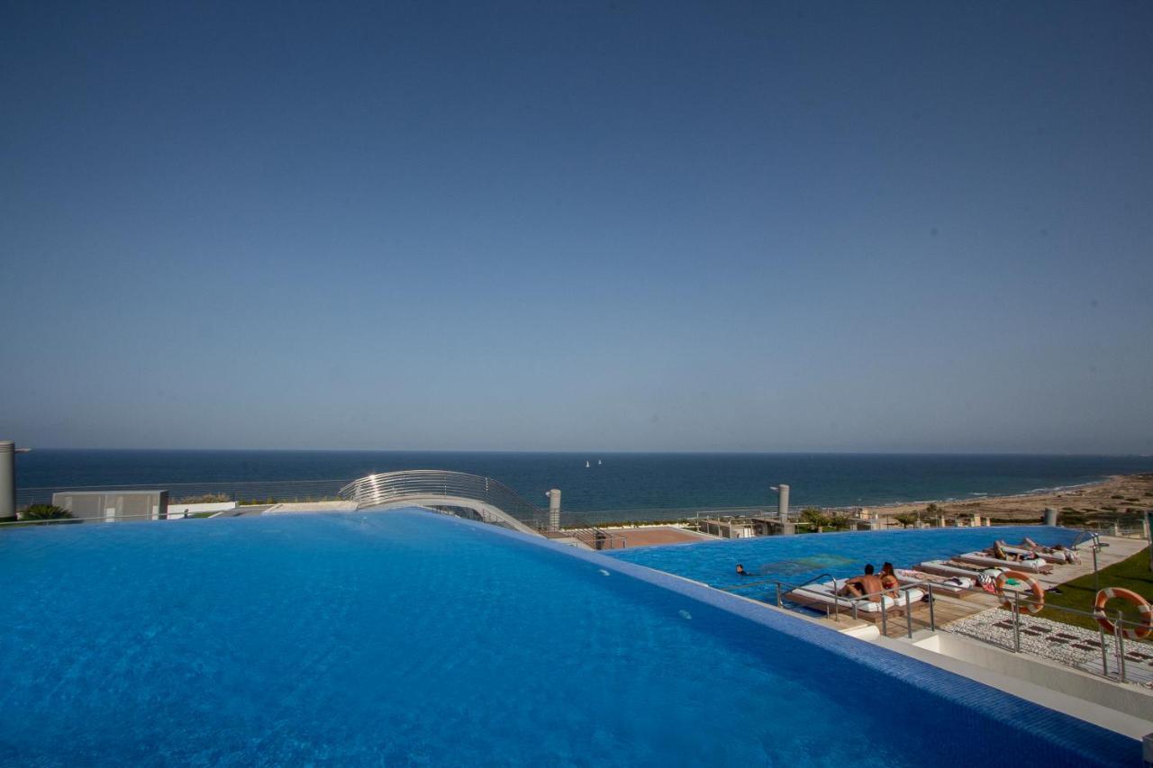 Infinity Luxury Sea View Apartment With Private Garden Arenales del Sol Esterno foto