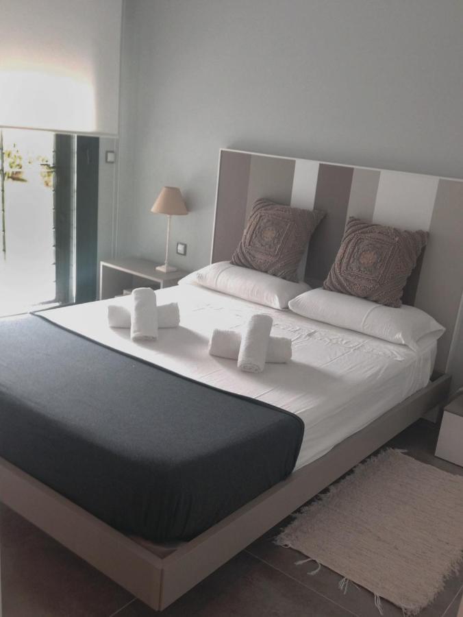 Infinity Luxury Sea View Apartment With Private Garden Arenales del Sol Esterno foto
