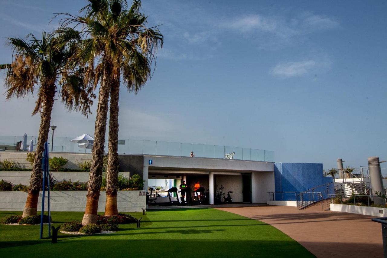 Infinity Luxury Sea View Apartment With Private Garden Arenales del Sol Esterno foto